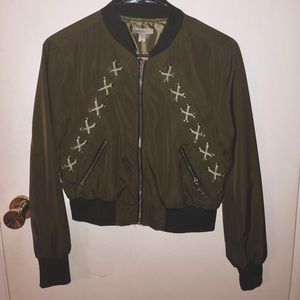 ***PRICE DROP*** LACE ARMY GREEN BOMBER JACKET